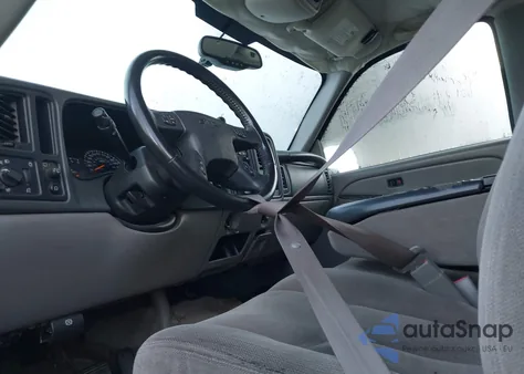 2005 GMC Yukon Sle z USA, uszkodzony, nr VIN 1GKEC13V55R248035